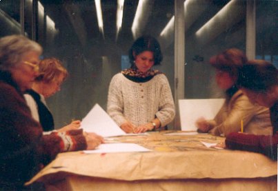 une plasticienne et ses &eacute;l&egrave;ves